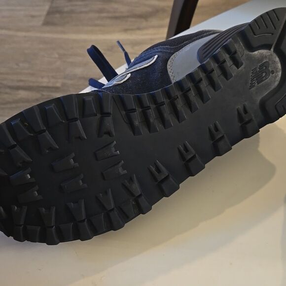 New Balance Men's Navy Sneakers size 12 mens - Picture 6 of 7